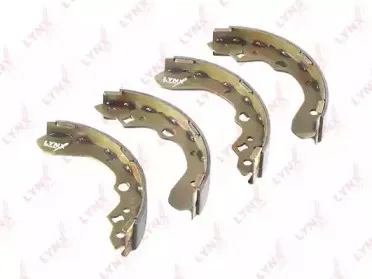 Комплект тормозных колодок LYNXauto купить