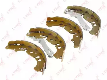 Комплект тормозных колодок LYNXauto купить