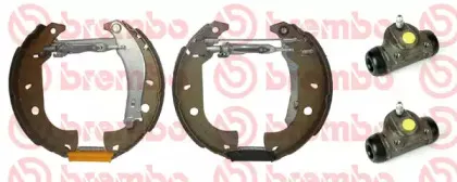 Комплект тормозных колодок BREMBO купить