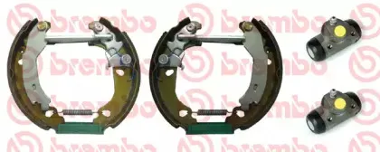 Комплект тормозных колодок BREMBO купить