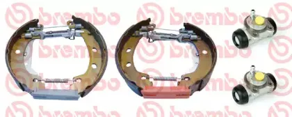 Комплект тормозных колодок BREMBO купить